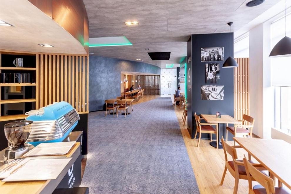 Steelhouse Hotel Trinec Eksteriør bilde