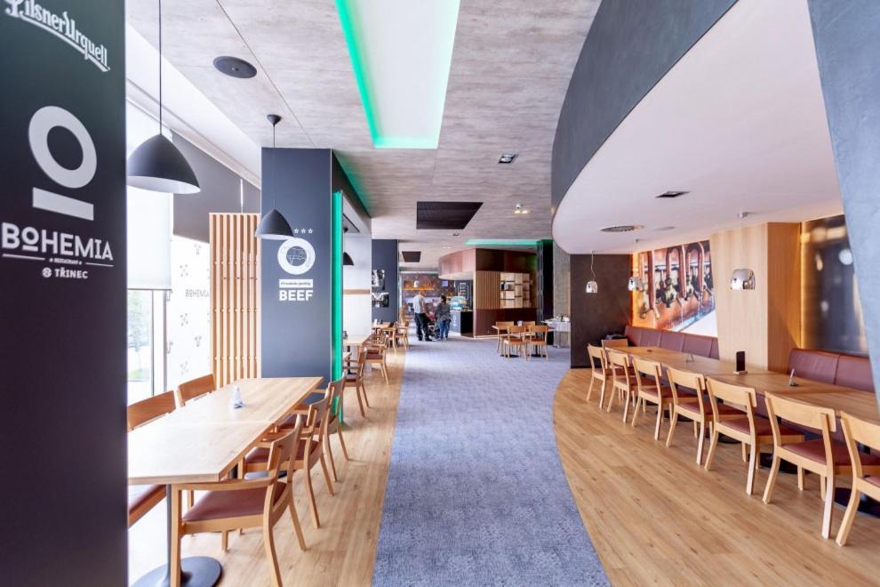 Steelhouse Hotel Trinec Eksteriør bilde